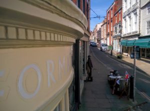 Shop front signwriting Bridlington 1