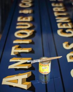 antiques shop signwriting